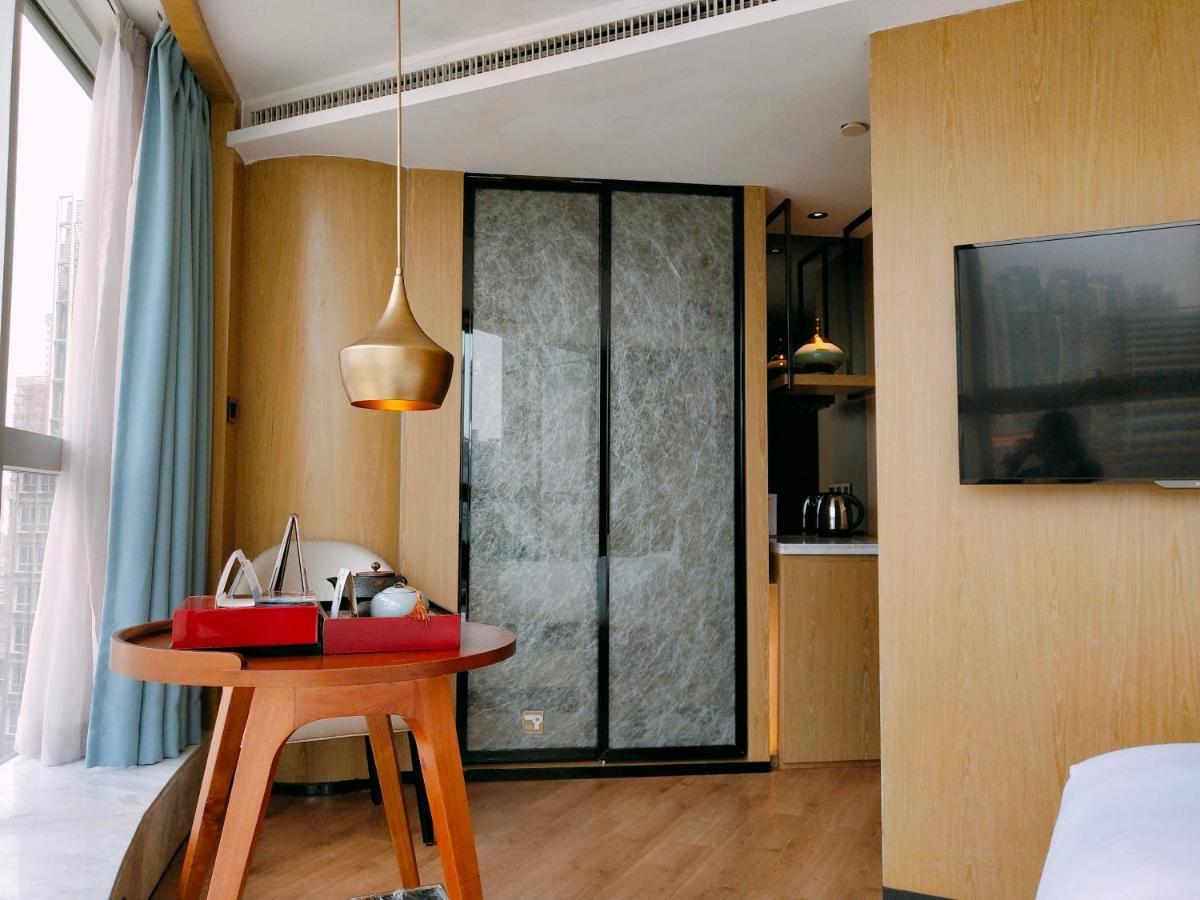 Howard Johnson Riverview Hotel גואנגג'ואו מראה חיצוני תמונה