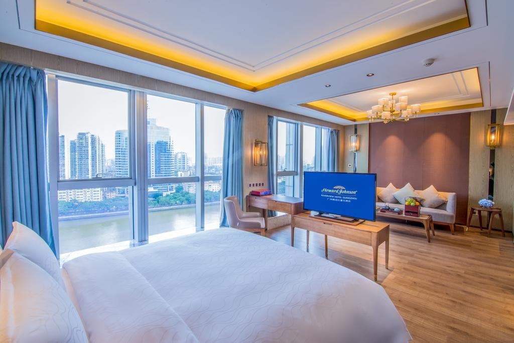Howard Johnson Riverview Hotel גואנגג'ואו מראה חיצוני תמונה